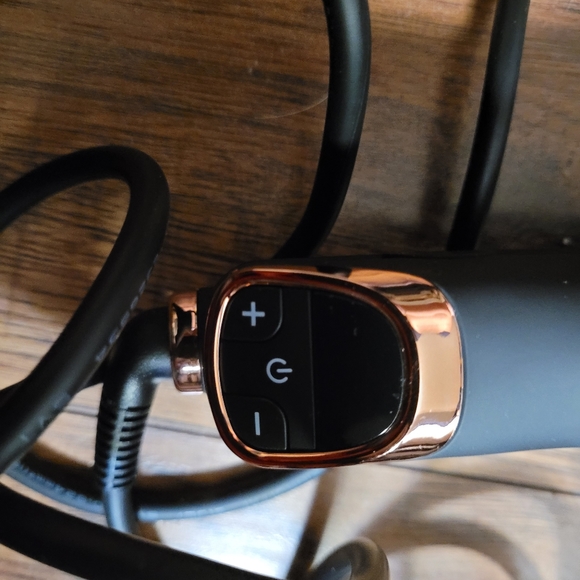 Ion Coconut Infused Ceramic Flat Iron - Picture 4 of 4